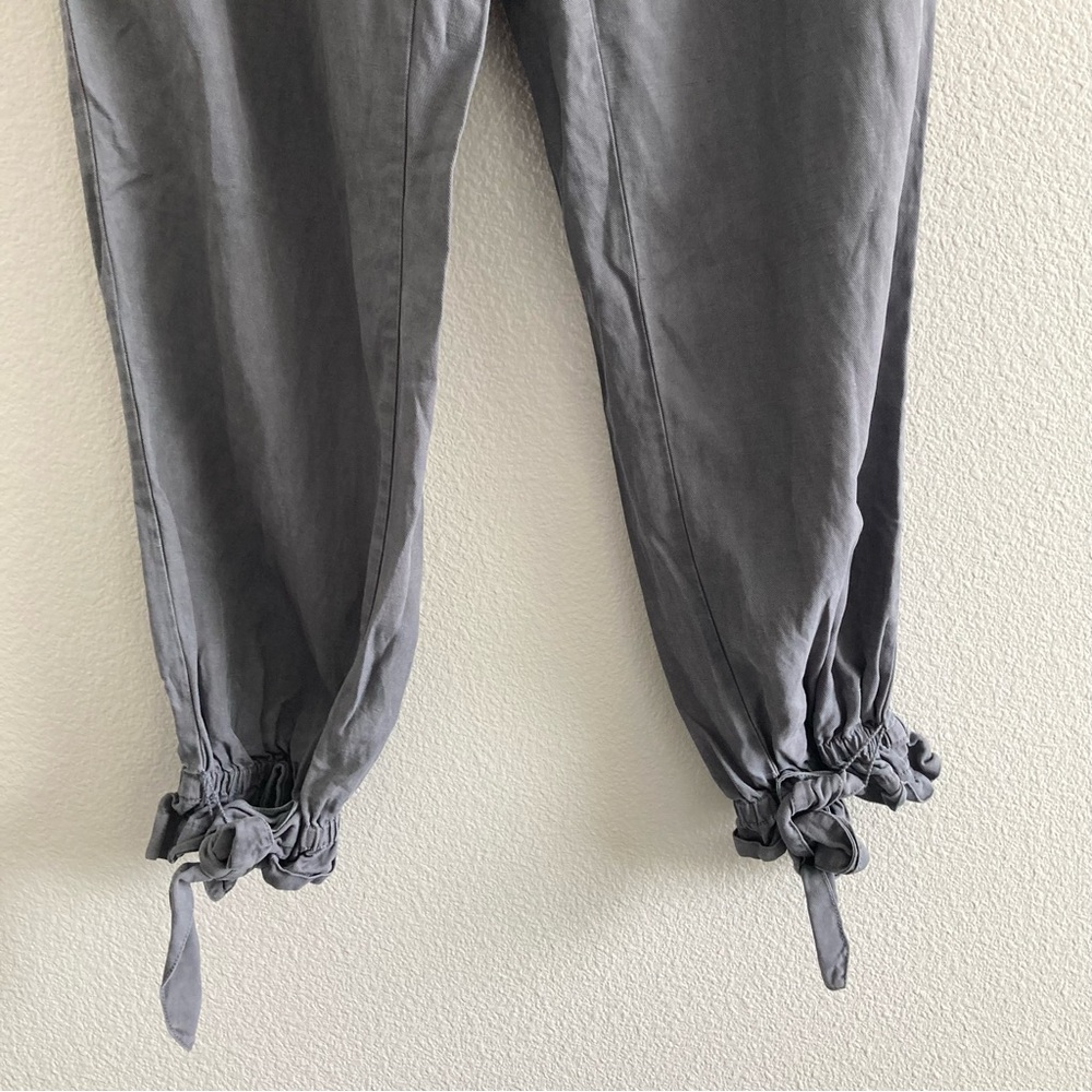 Alice + Olivia Gray High-Waisted Pants - Picture 7 of 16